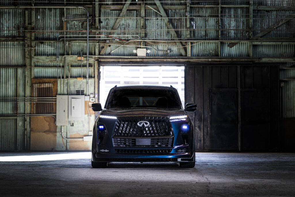 Infiniti Unveils 1,000 HP QX80 R-Spec As A Gigantic Tribute To The GT-R - Image 10